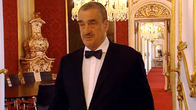 Fürst Karl von Schwarzenberg in der Wiener Hofburg